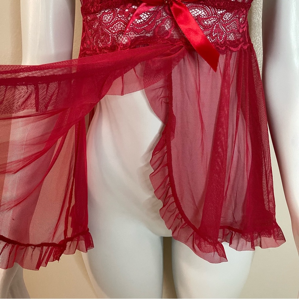 Red lingerie mesh deep plunge babydoll - Picture 4 of 9